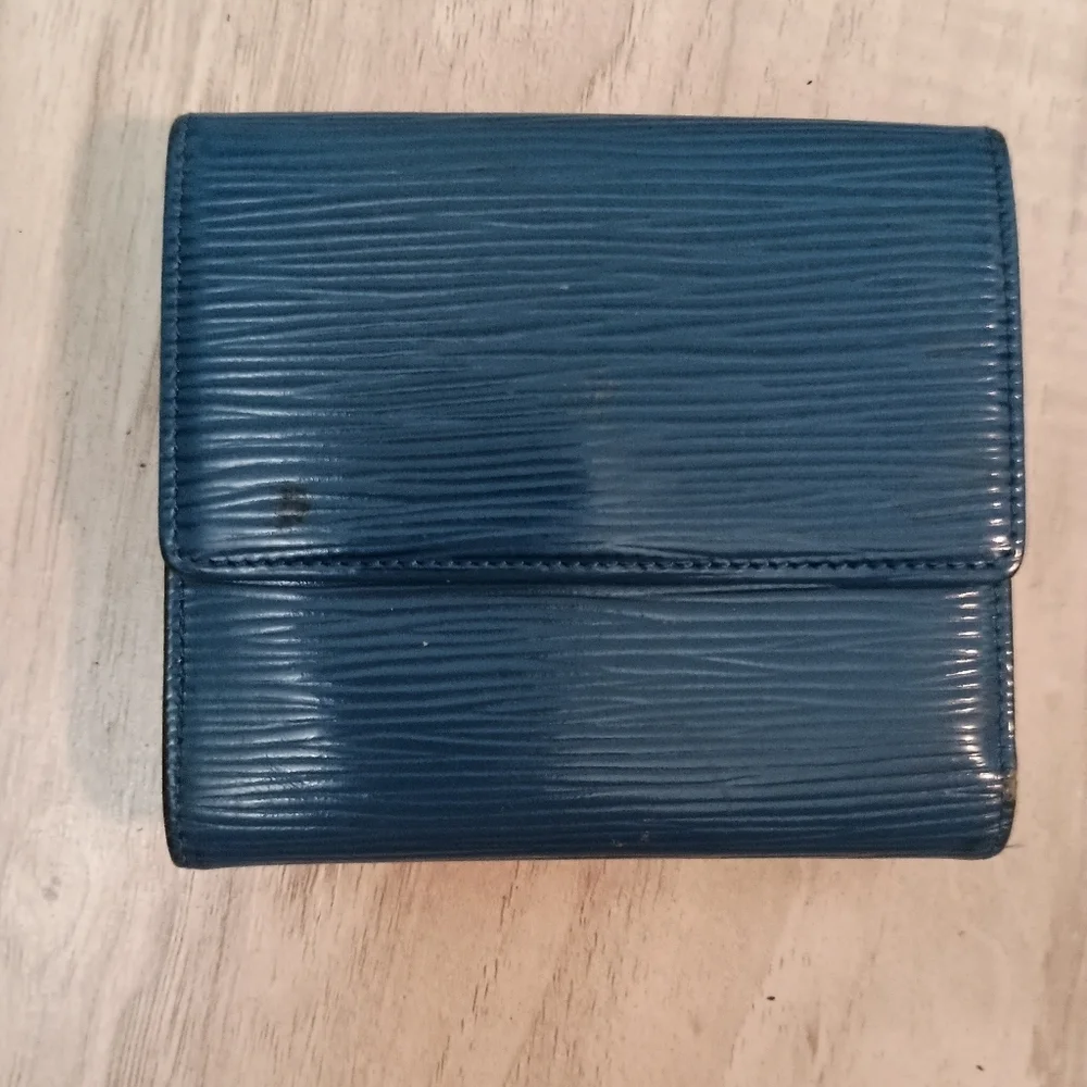 LOUIS VUITTON Elise Epi Leather Wallet Toledo Blue